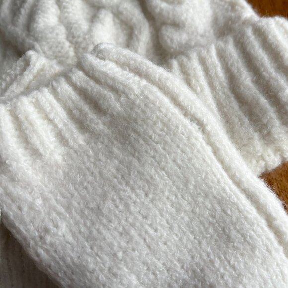 Old Navy toddler mittens and hat set M NWT - Picture 4 of 8